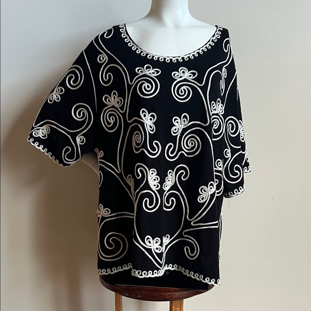 Saint tropez west Black and White Embroidered Women's Top